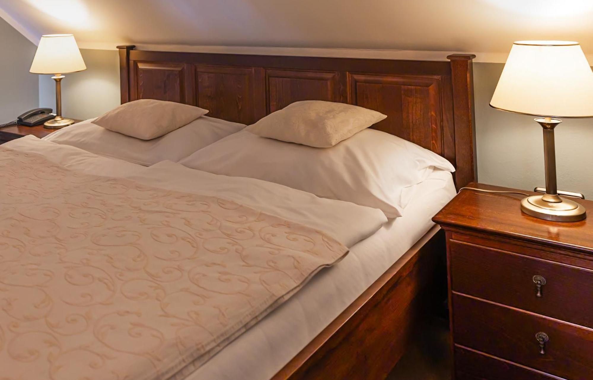 Octarna - Free On-site Parking Hotel